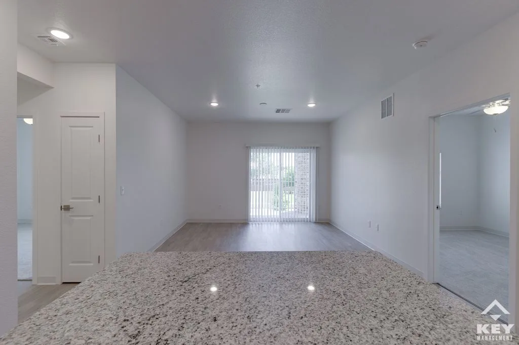 2 bedroom, living room